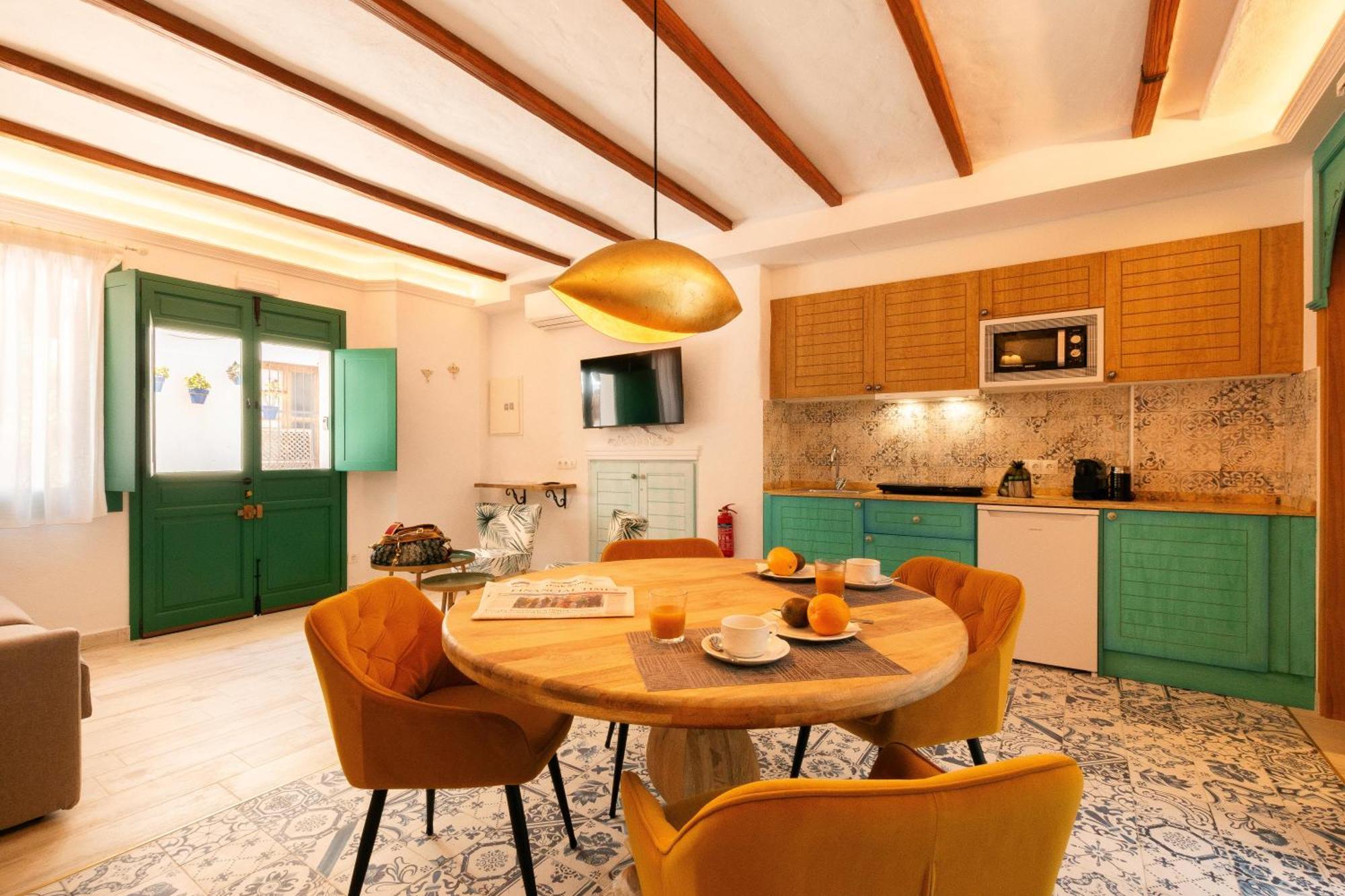 Casa Esmeralda - Luxury Boutique Apartments Old Town Estepona Dış mekan fotoğraf