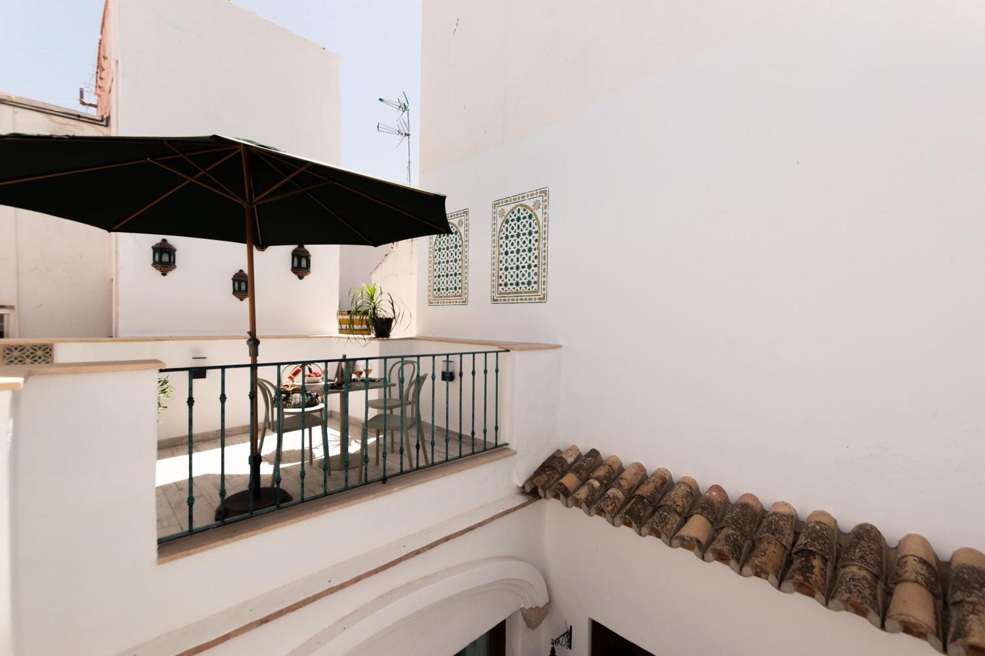 Casa Esmeralda - Luxury Boutique Apartments Old Town Estepona Dış mekan fotoğraf