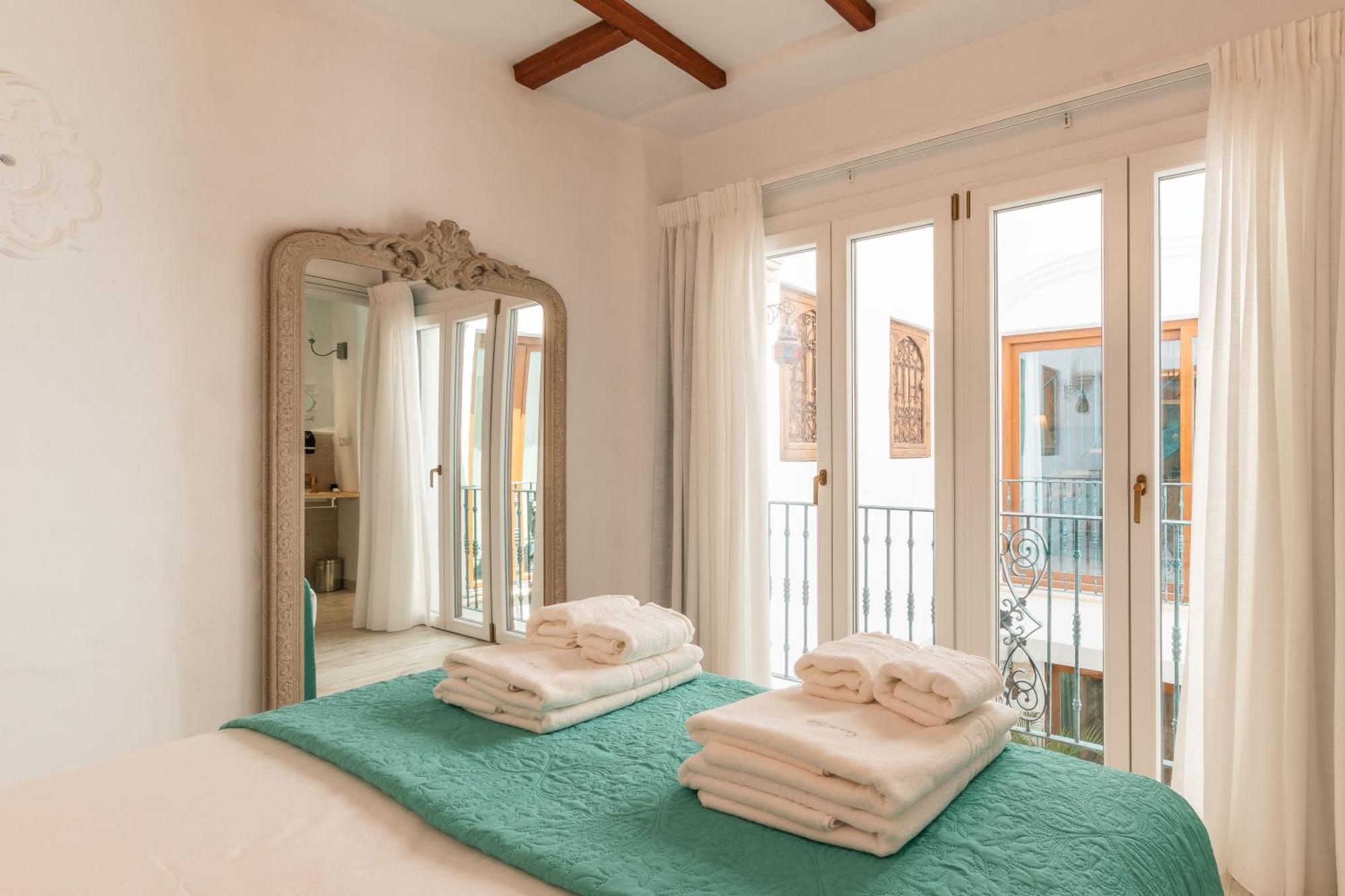 Casa Esmeralda - Luxury Boutique Apartments Old Town Estepona Dış mekan fotoğraf