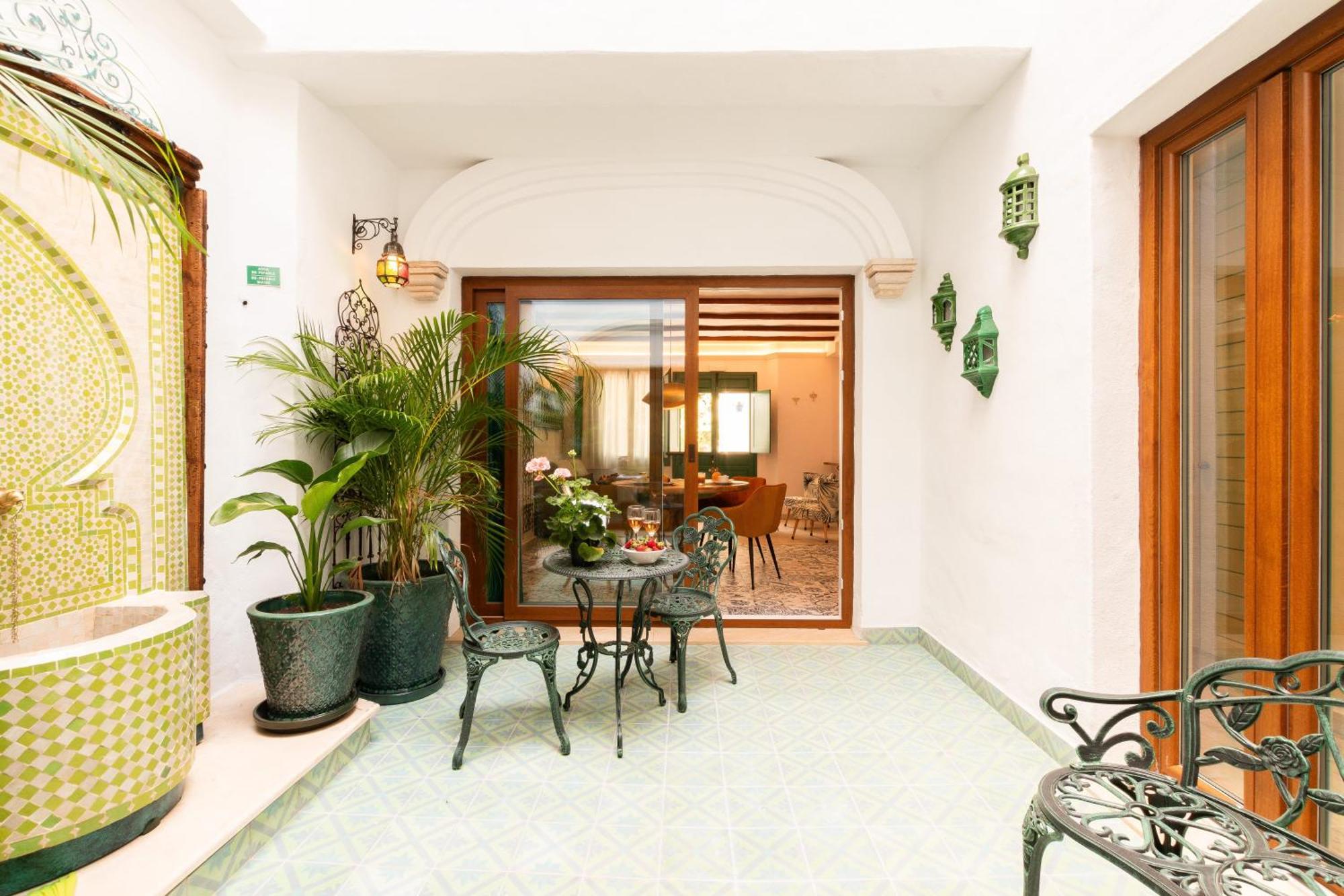 Casa Esmeralda - Luxury Boutique Apartments Old Town Estepona Dış mekan fotoğraf